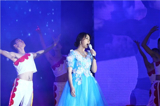 成都活动摄影摄像演唱歌曲